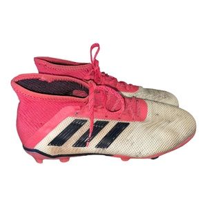 Adidas Predator kids Soccer cleats Shoes size : 5.5